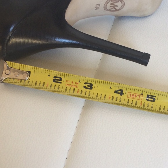 EUC Michael Michael Kors Black Leather Shoes Heels 8M - Picture 14 of 16